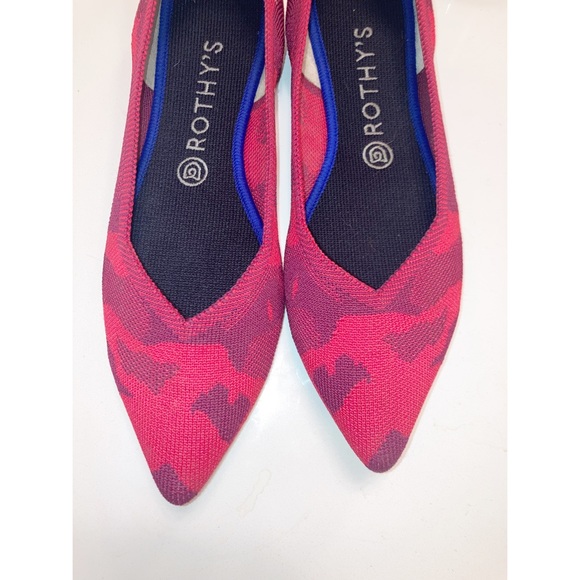 Rothy's The Point in Red Camo - Picture 4 of 12